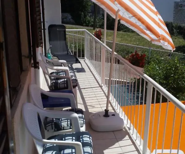 Lägenhet By The Sea Selce, Crikvenica - 15323 Selce